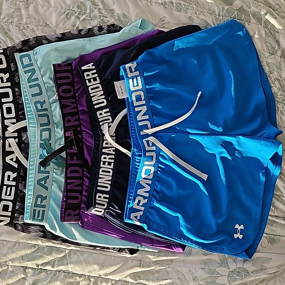 Lot of 5 Pair Under Armour Girls Shorts Size Youth Large